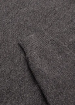 Classic Alpaca Links V-Neck Sweater