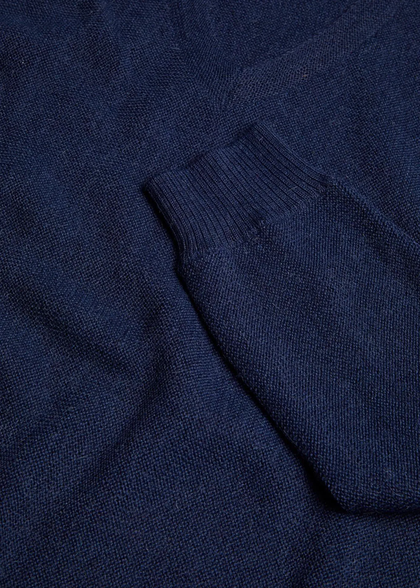 Classic Alpaca Links V-Neck Sweater