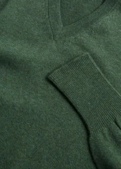 Classic Cashmere V-Neck Sweater