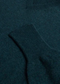 Classic Cashmere V-Neck Sweater